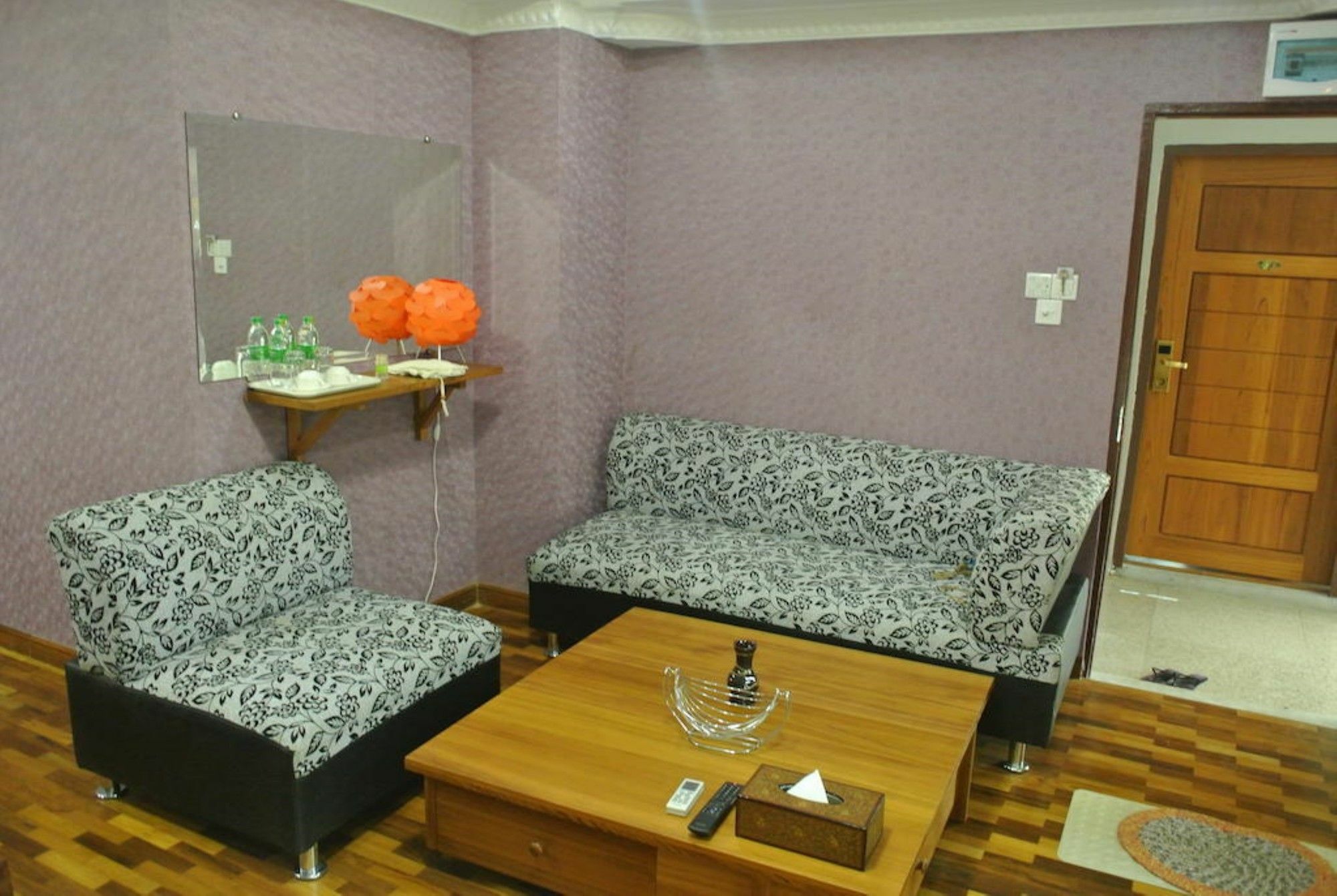 Yaewaddy Motel Gyogon Kültér fotó