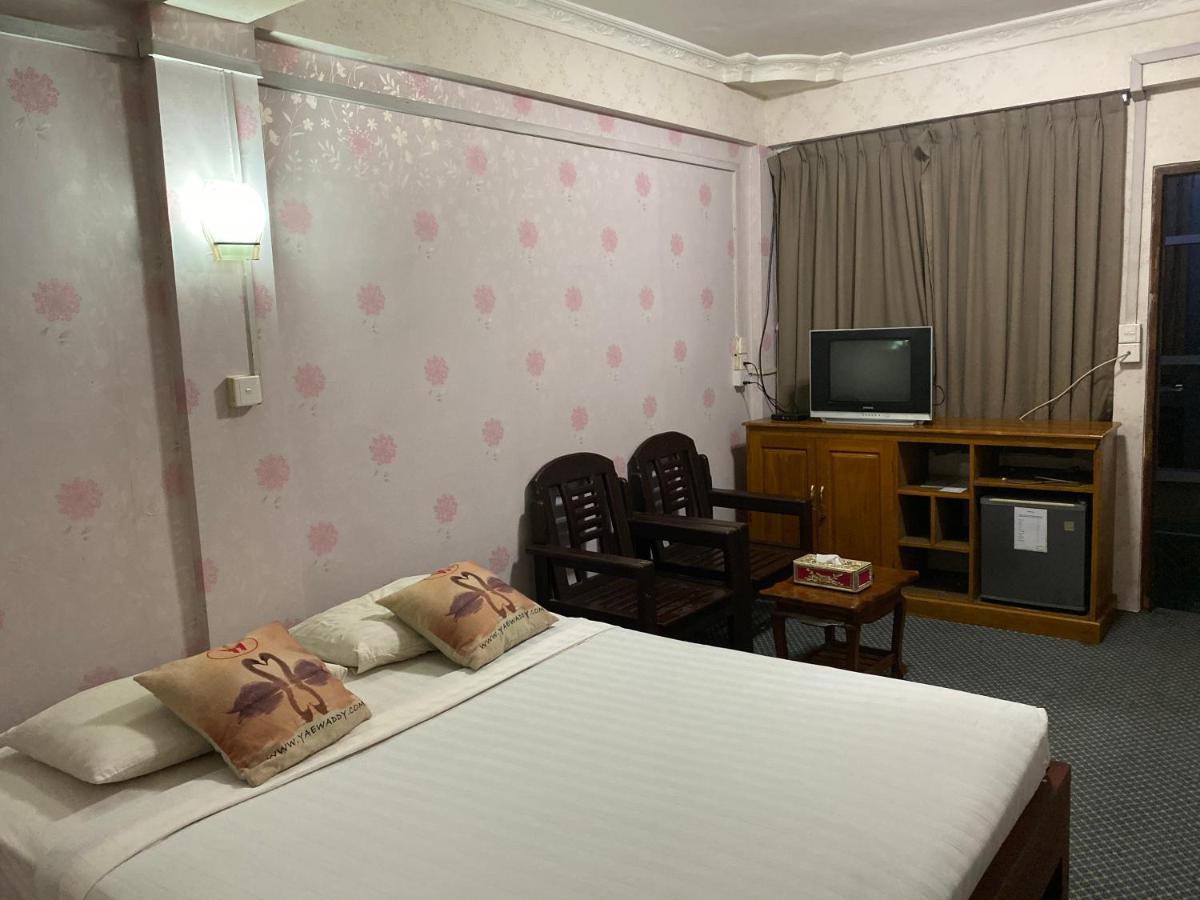 Yaewaddy Motel Gyogon Kültér fotó